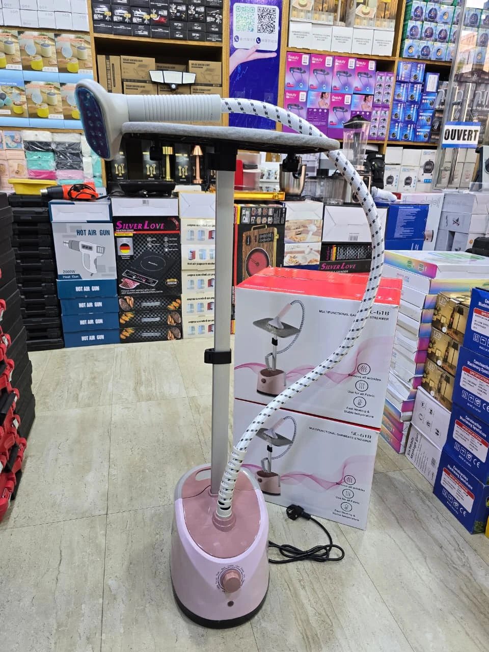 مكواة بخار عمودية – مظهر أنيق في دقائق